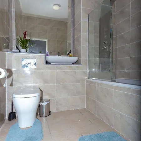 One Bedroom Apartment Serviced Apartment Smethwick Flat 309 Birmingham Exterior photo