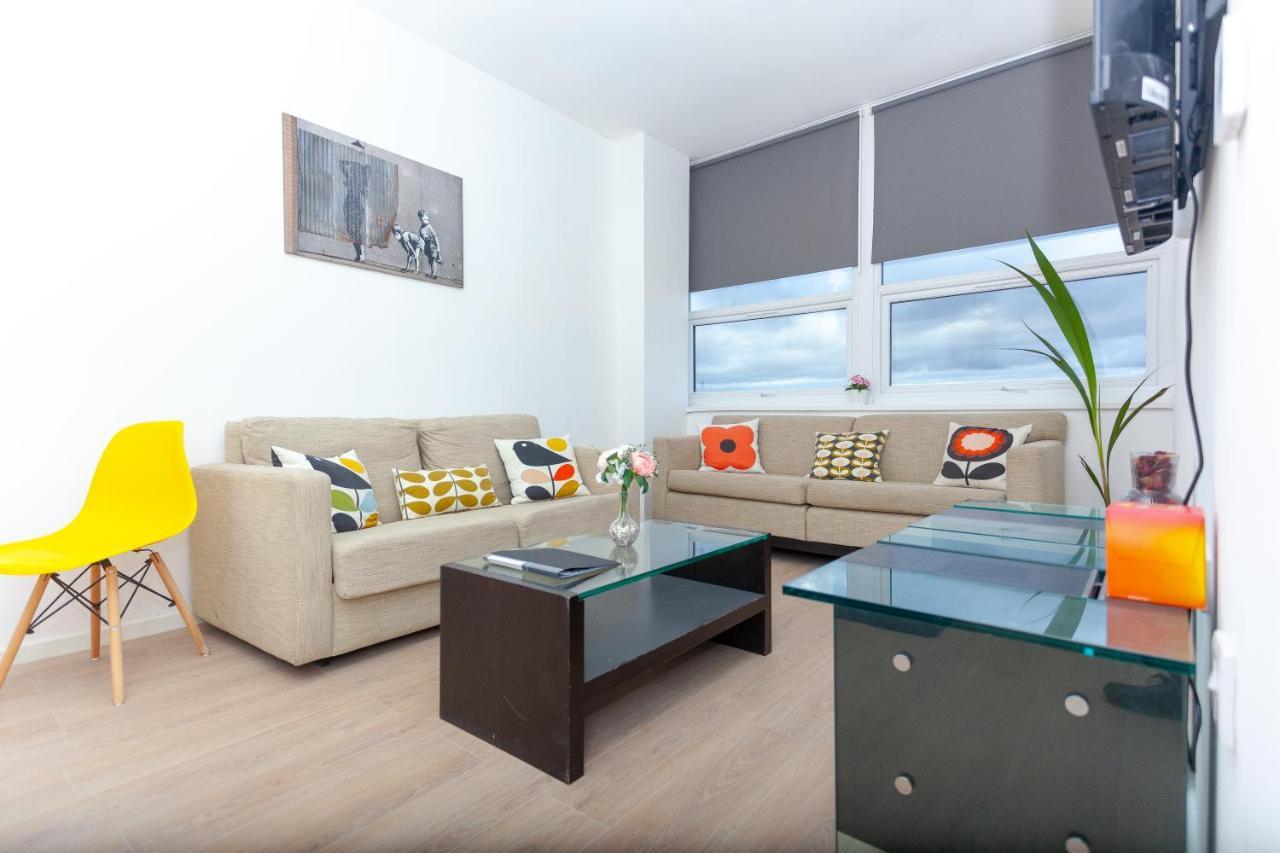 Apartment One Bedroom Serviced Smethwick Flat 309 *